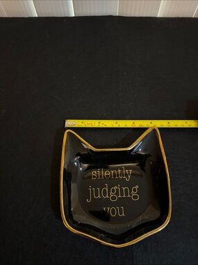 Source Unknown Black and Gold Cat-Shaped Jewelry Dish